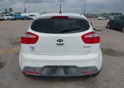 2014 KIA RIO5 SX