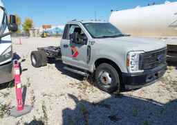 2025 FORD F350 SUPER DUTY XL