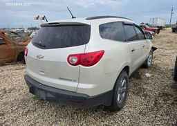 2011 CHEVROLET TRAVERSE LT