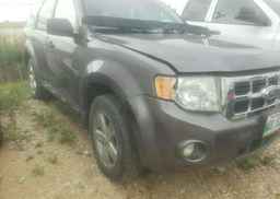 2010 FORD ESCAPE LIMITED V6
