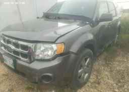 2010 FORD ESCAPE LIMITED V6