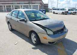 2005 FORD FOCUS ZX4 SES