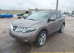 2010 NISSAN MURANO LE