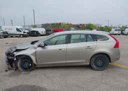 2015 VOLVO V60 T6