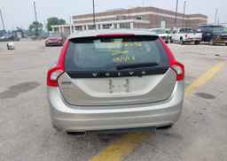 2015 VOLVO V60 T6