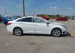 2012 HYUNDAI SONATA GL