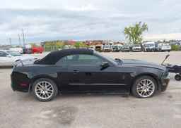 2013 FORD MUSTANG