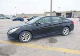 2014 HYUNDAI SONATA GL