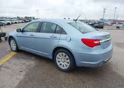 2012 CHRYSLER 200 LX