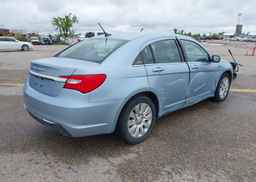 2012 CHRYSLER 200 LX