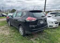 2015 NISSAN ROGUE S