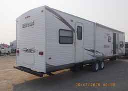 2011 Enclosed Trailer WILDWOOD