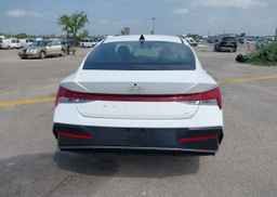 2025 HYUNDAI ELANTRA LUXURY HYBRID