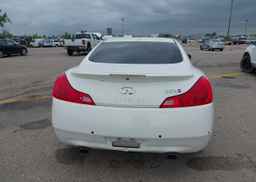 2011 INFINITI G37X