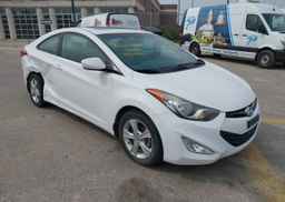2013 HYUNDAI elantra se