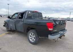 2006 NISSAN TITAN 5.6 LE CREW CAB
