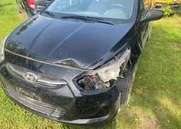 2016 HYUNDAI ACCENT L