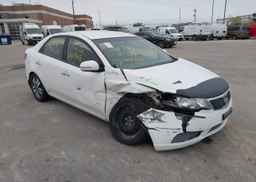 2013 KIA FORTE EX