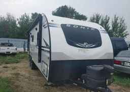 2022 TRAILER Enclosed Trailer