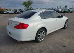 2013 INFINITI G37X