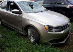 2012 VOLKSWAGEN JETTA 2.5