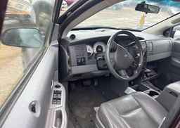 2005 DODGE DURANGO SLT