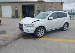 2011 MITSUBISHI OUTLANDER XLS