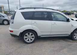 2011 MITSUBISHI OUTLANDER XLS