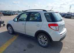 2013 SUZUKI SX4