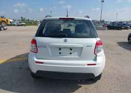 2013 SUZUKI SX4