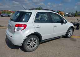 2013 SUZUKI SX4