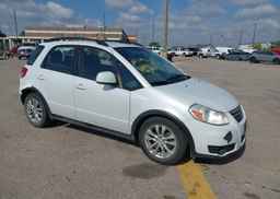 2013 SUZUKI SX4