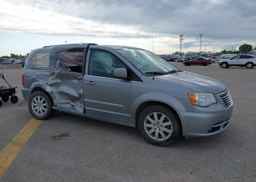 2013 CHRYSLER TOWN & COUNTRY LIMITED
