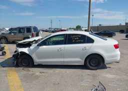 2013 VOLKSWAGEN JETTA S