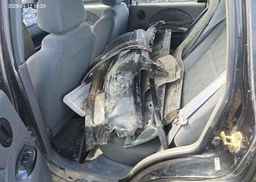 2004 CHEVROLET AVEO LS