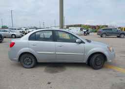 2011 KIA rio ex