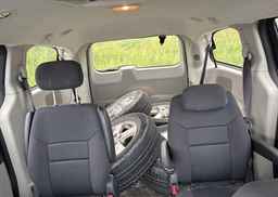 2010 DODGE GRAND CARAVAN SE