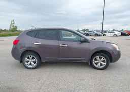 2010 NISSAN ROGUE SL