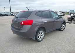 2010 NISSAN ROGUE SL