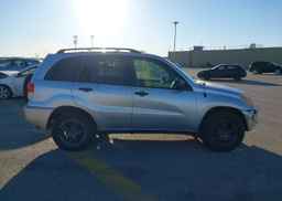 2002 TOYOTA RAV4