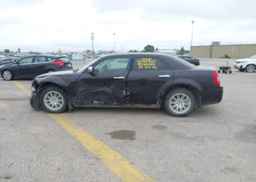 2010 CHRYSLER 300 TOURING