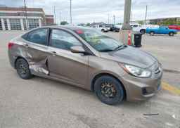 2013 HYUNDAI ACCENT GL