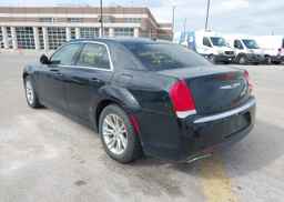 2017 CHRYSLER 300 TOURING