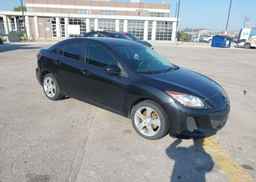 2013 MAZDA MAZDA3 GS