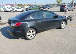 2013 MAZDA MAZDA3 GS