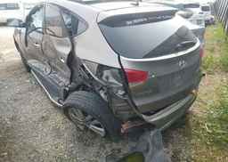 2010 HYUNDAI TUCSON LIMITED
