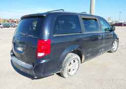 2011 DODGE GRAND CARAVAN SE