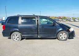 2011 DODGE GRAND CARAVAN SE