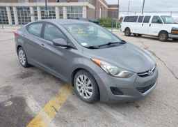 2013 HYUNDAI ELANTRA GL
