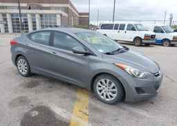 2013 HYUNDAI ELANTRA GL